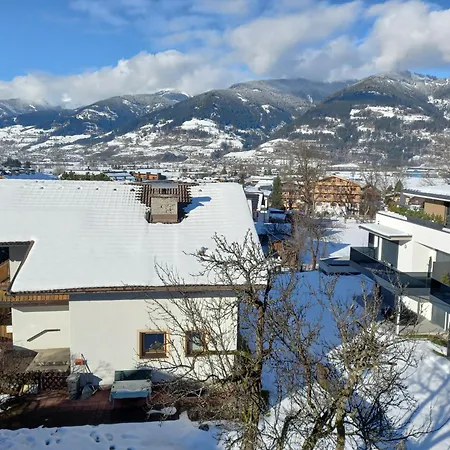 Lovely Rita, * Kaprun