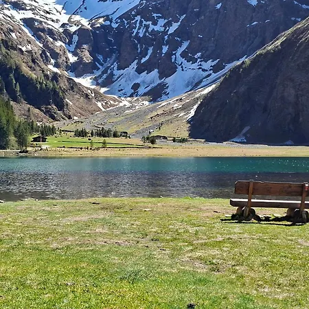 Lovely Rita Studio, Modern - Balcony And Mountain View - Center Apartament Kaprun