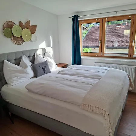 Lovely Rita Studio, Modern - Balcony And Mountain View - Center Kaprun