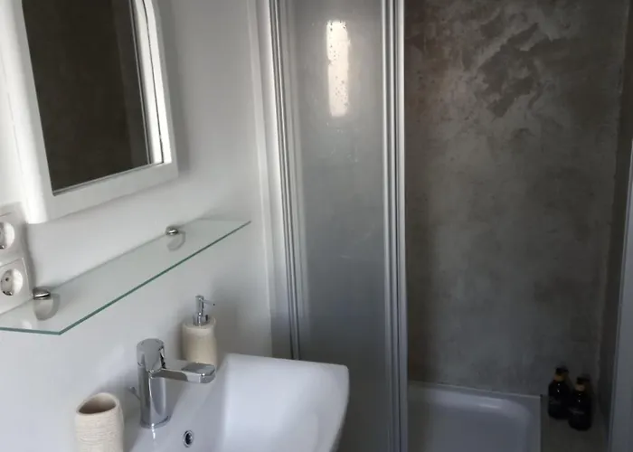 Lovely Rita, Apartmán *